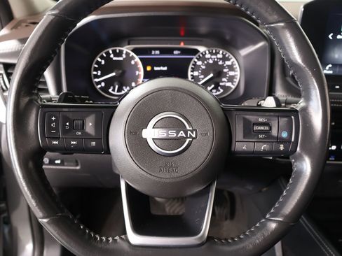 Used 2023 Nissan Rogue SL w/ SL Premium Package FWD image 3
