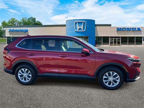 Certified 2025 Honda CR-V LX image 3