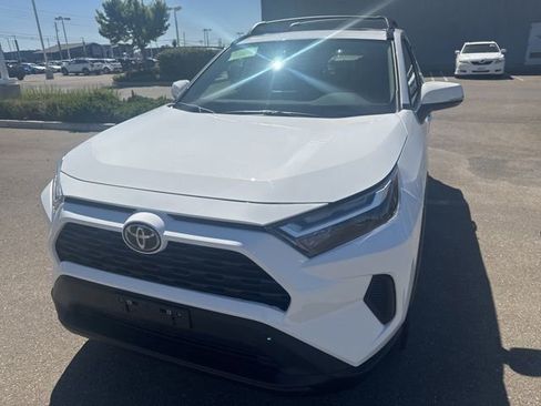 Used 2025 Toyota RAV4 XLE w/ Convenience Package image 3