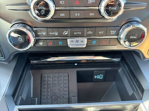 New 2026 Ford F250 Lariat w/ Black Appearance Package AWD/4WD image 19