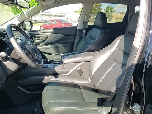 Used 2024 Nissan Murano SV w/ SV Midnight Edition Package image 10