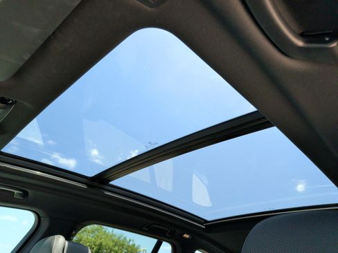 Used 2026 BMW X5 sDrive40i w/ M Sport Package RWD image 31