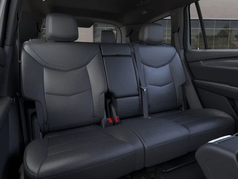 New 2025 Cadillac XT6 Luxury image 16