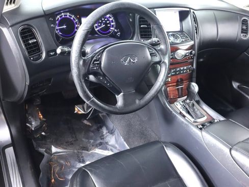 Used 2017 INFINITI QX50 AWD w/ Deluxe Touring Package image 9