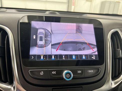 Used 2021 Chevrolet Equinox Premier FWD image 15