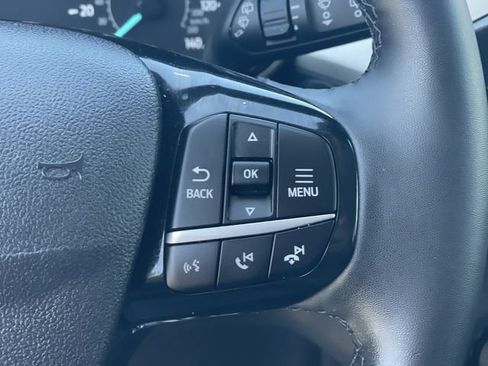 Certified 2022 Ford Escape SEL AWD/4WD image 9