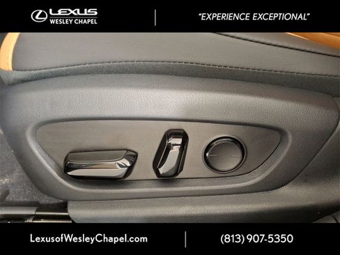 New 2025 Lexus ES 350 w/ Premium Package image 18