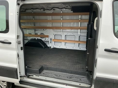 Used 2024 Ford Transit 250 Low Roof w/ Exterior Upgrade Package image 24