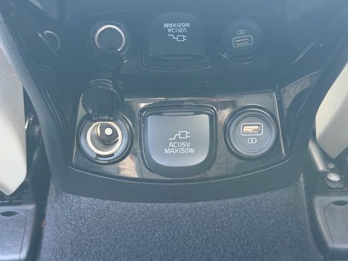 Used 2024 Kia Sorento SX Prestige AWD/4WD image 9