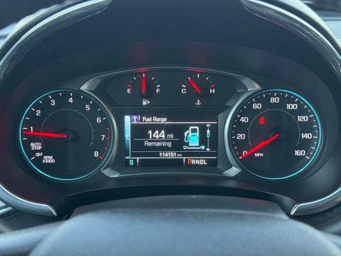 Used 2018 Chevrolet Malibu LT image 32