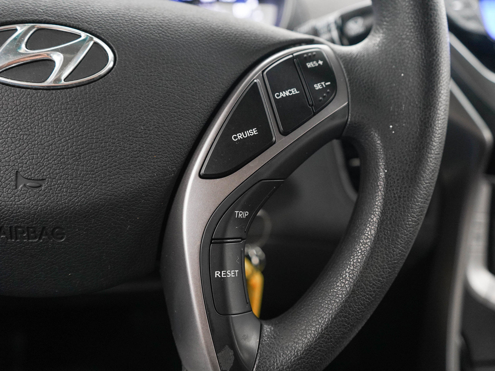 Used 2013 Hyundai Elantra GLS FWD image 23