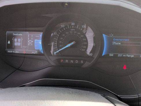 Used 2024 Ford Edge SEL image 16