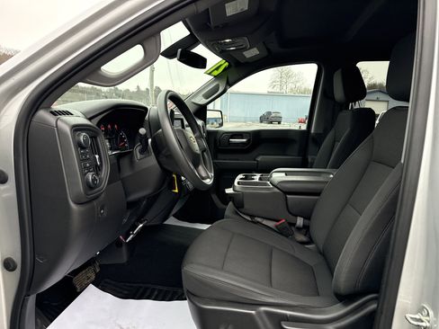 Used 2021 Chevrolet Silverado 1500 Custom image 12