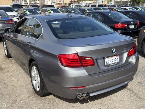 Used 2011 BMW 528i Sedan RWD image 6