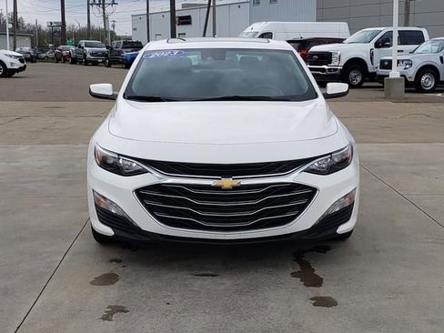 Used 2023 Chevrolet Malibu LT image 3
