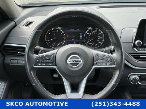 Used 2022 Nissan Altima 2.5 SR w/ Midnight Edition Package image 18