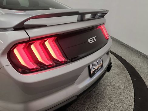 Used 2018 Ford Mustang GT RWD image 39