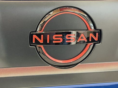 Used 2025 Nissan Frontier PRO-4X image 40