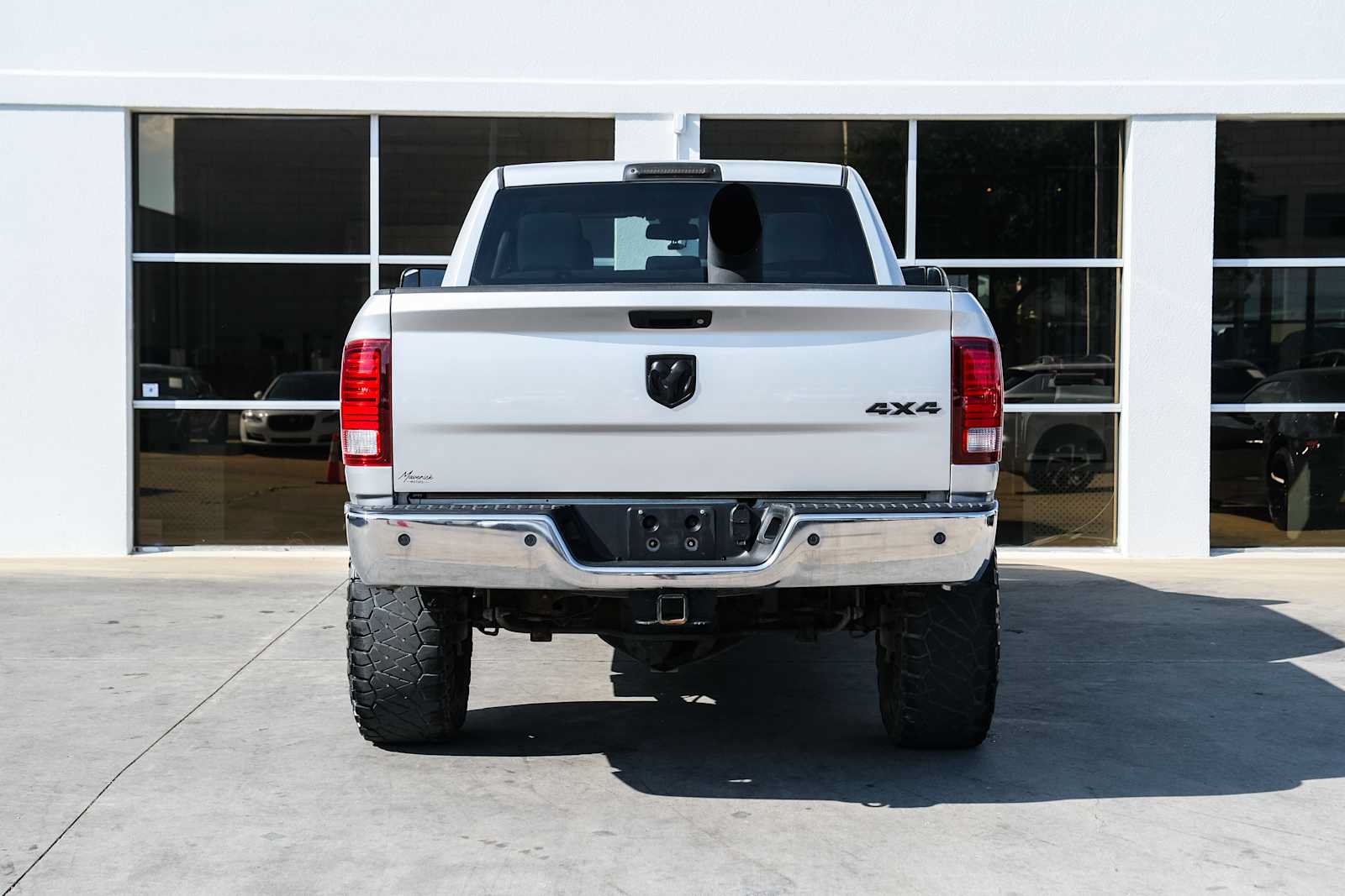 Used 2014 RAM 2500 Tradesman w/ Chrome Appearance Group AWD/4WD image 11