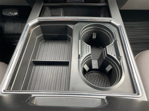 Used 2021 Ford F250 XLT w/ XLT Premium Package image 16