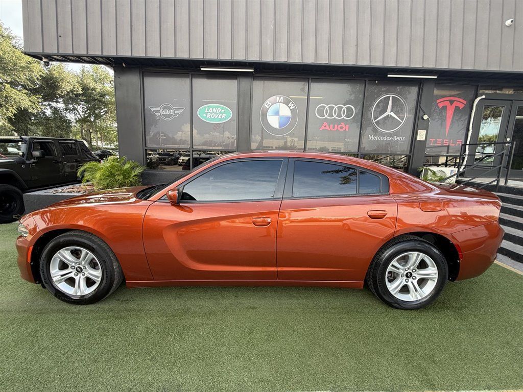 Used 2020 Dodge Charger SXT RWD image 7