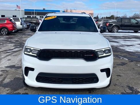 Used 2024 Dodge Durango GT image 2
