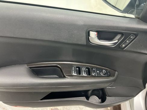 Used 2020 Kia Optima Premium FWD image 22