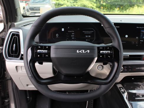 New 2026 Kia Sorento SX Prestige AWD/4WD image 10