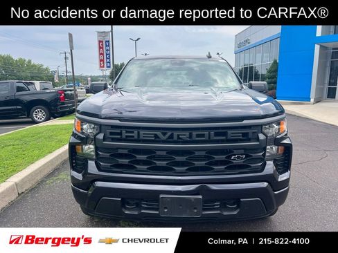 Used 2023 Chevrolet Silverado 1500 Custom AWD/4WD image 2