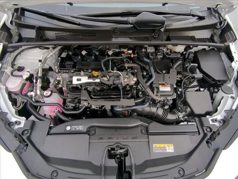 Used 2025 Toyota Prius LE image 26