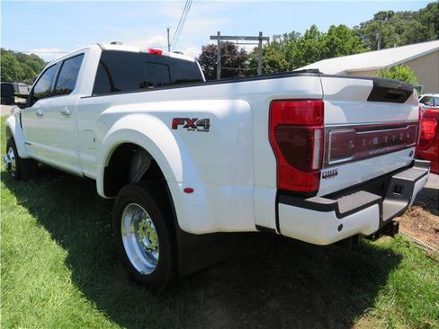 Used 2021 Ford F450 Limited w/ FX4 Off-Road Package AWD/4WD image 19