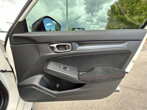 Used 2025 Honda Civic Type R image 30