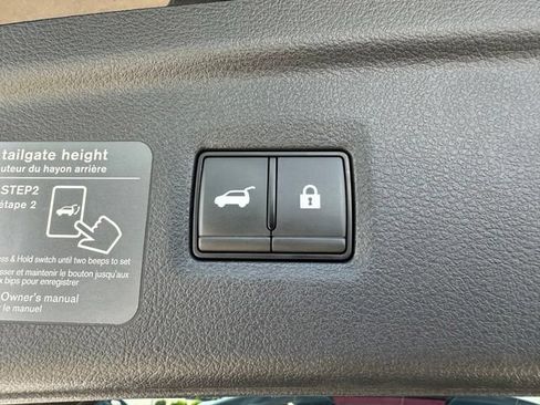 Used 2023 INFINITI QX50 Sensory AWD/4WD image 23