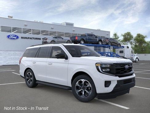 New 2026 Ford Expedition Active RWD image 1