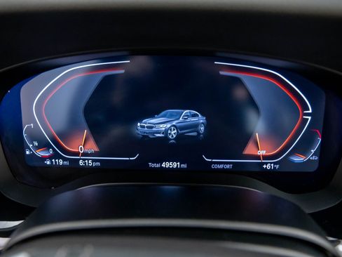 Used 2022 BMW 540i xDrive w/ Premium Package image 20