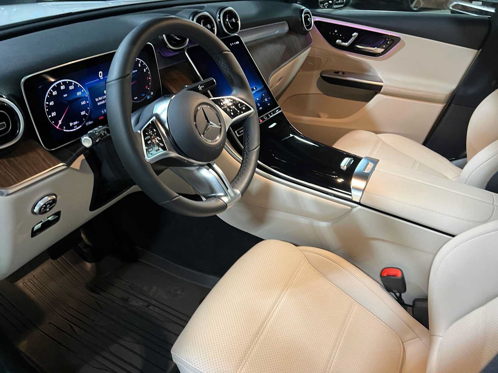 Certified 2026 Mercedes-Benz GLC 300 4MATIC image 26