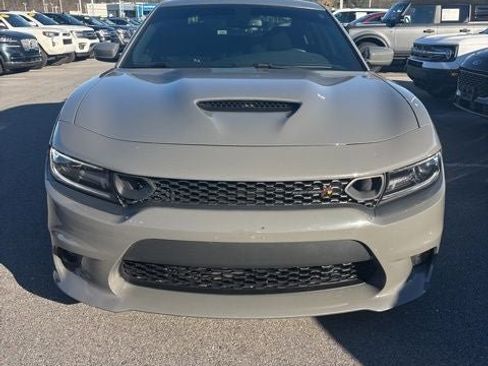 Used 2019 Dodge Charger Scat Pack image 4