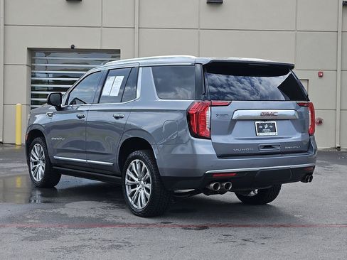 Used 2022 GMC Yukon Denali AWD/4WD image 3