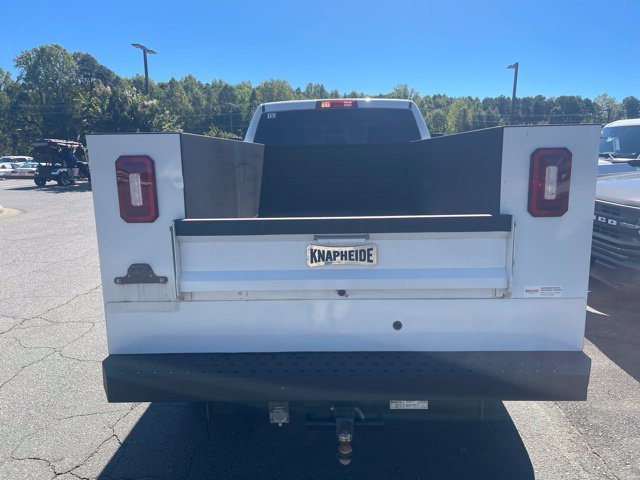 Used 2022 RAM 2500 Tradesman w/ Chrome Appearance Group AWD/4WD image 4