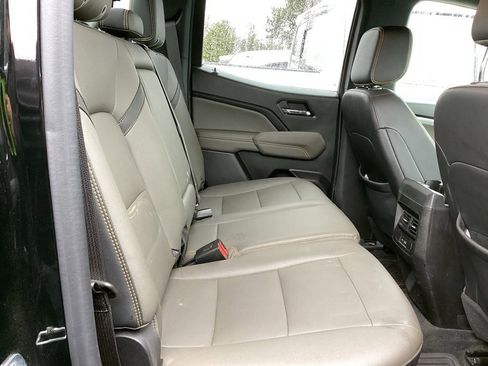 Used 2023 Chevrolet Colorado ZR2 w/ ZR2 Convenience Package III image 5