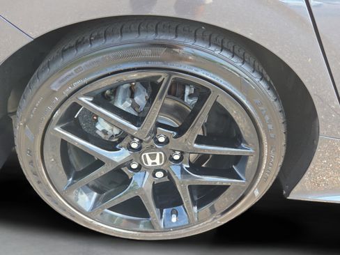 Used 2024 Honda Civic Sport image 32