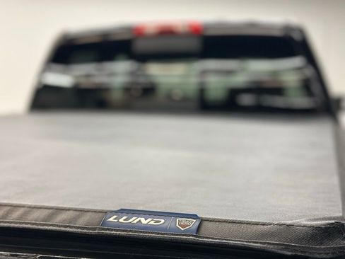 Certified 2015 GMC Sierra 2500 SLT w/ Driver Alert Package image 15