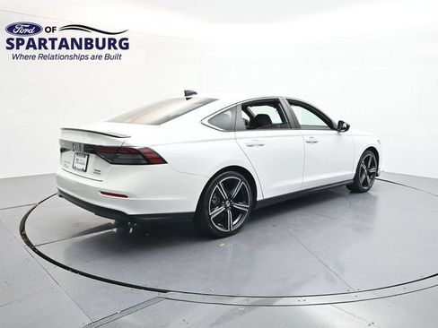 Used 2024 Honda Accord Sport image 7