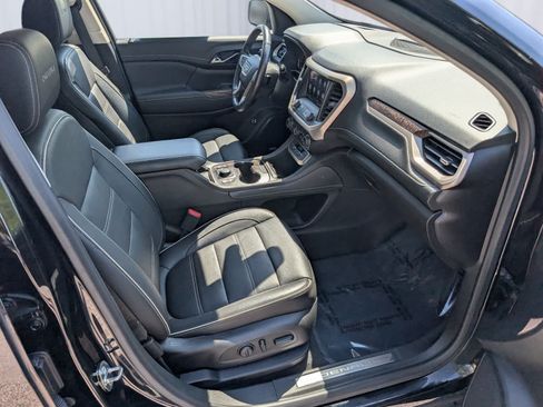 Used 2020 GMC Acadia Denali w/ Technology Package AWD/4WD image 8