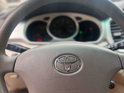 Used 2004 Toyota Highlander 2WD image 39