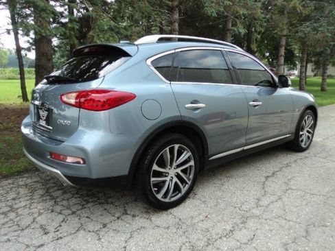 Used 2016 INFINITI QX50 AWD image 3
