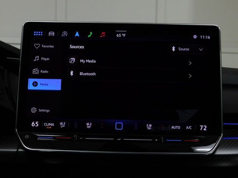 Used 2025 Volkswagen Golf R Black Edition image 65