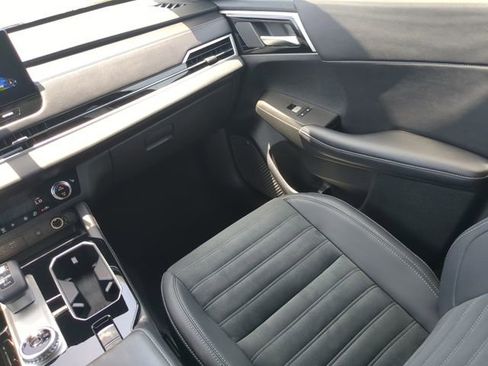 Used 2025 Mitsubishi Outlander SE FWD image 18