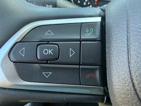 Used 2024 Jeep Compass Latitude w/ Altitude Special Edition image 15