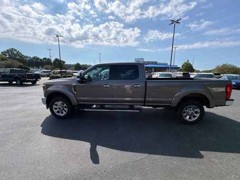 Used 2019 Ford F350 Lariat w/ Tow Technology Bundle AWD/4WD image 19